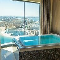 The House Hotel Al Khiran