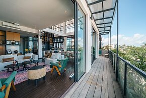 Penthouse Sunset Seabreeze