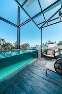 Penthouse Sunset Seabreeze