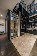 Penthouse Sunset Seabreeze