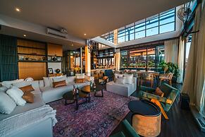 Penthouse Sunset Seabreeze