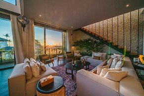 Penthouse Sunset Seabreeze