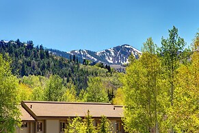 Nordic Retreat 5 Bedrooms PAC-2410 by KBM