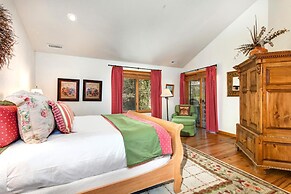 Nordic Retreat 5 Bedrooms PAC-2410 by KBM