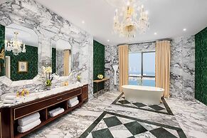 The Plaza Doha, LXR Hotels & Resorts