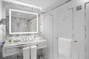 The Plaza Doha, LXR Hotels & Resorts