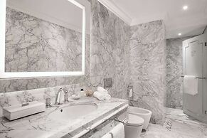 The Plaza Doha, LXR Hotels & Resorts