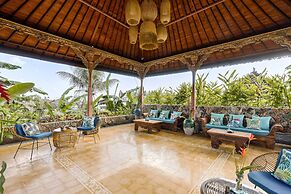 Airsania Ubud Antique Villas