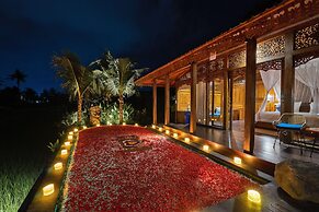 Airsania Ubud Antique Villas