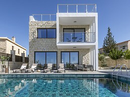 Sanders View - Cozy 3-bdr Villa With Infinity Pool