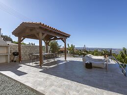 Sanders View - Cozy 3-bdr Villa With Infinity Pool