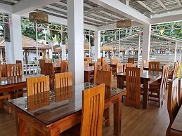 Villa Excellance Beach & Wavepool Resort