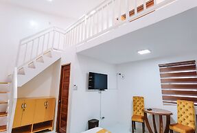 Villa Excellance Beach & Wavepool Resort