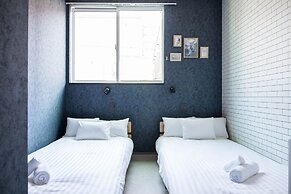 THE PLAZA HOTEL S4W12