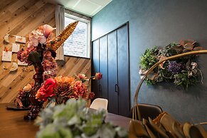 THE PLAZA HOTEL S4W12