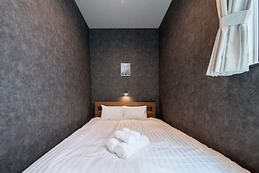 THE PLAZA HOTEL S4W12