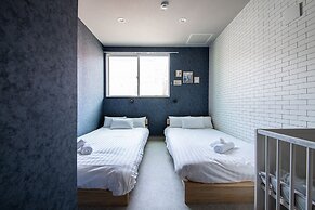 THE PLAZA HOTEL S4W12