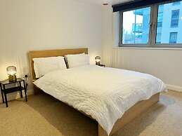 Cosy Flat 2mins Walk From Maidstone Station