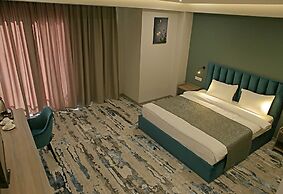 Hotel Address 9D