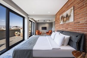 Hotel Address 9D