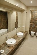 Hotel Address 9D