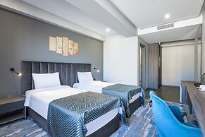 Hotel Address 9D