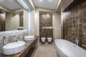 Hotel Address 9D