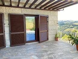 Charming 3-bed House in Travanca