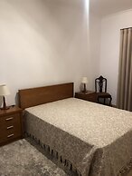 Captivating 3-bed House in Travanca