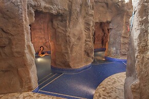 Unique Club at Lopesan Costa Meloneras Resort