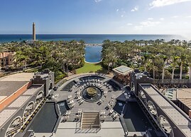 Unique Club at Lopesan Costa Meloneras Resort