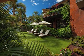 Unique Club at Lopesan Costa Meloneras Resort