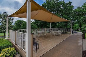 Sweet Clover - Indoor Pool - HOT TUB Area - Resort Style - Center of B