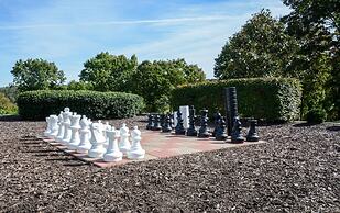 Sweet Clover - Indoor Pool - HOT TUB Area - Resort Style - Center of B