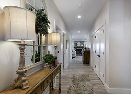 Journey's Remedy Lite - Lake View - Closest to Indoor Pool - Sleeps 22