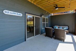 Journey's Remedy Lite - Lake View - Closest to Indoor Pool - Sleeps 22