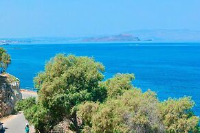 Elpida Seafront Paradise Apartment in Crete