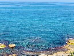 Elpida Seafront Paradise Apartment in Crete