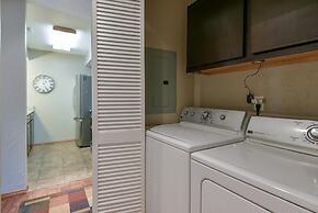 Matchplay - Resort Amenities W/ Indoor Pool - Comfort Meets Style and 