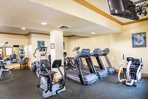 Matchplay - Resort Amenities W/ Indoor Pool - Comfort Meets Style and 