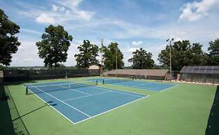 Matchplay - Resort Amenities W/ Indoor Pool - Comfort Meets Style and 