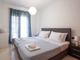 Grey House by Checkin