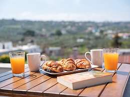 Grey House by Checkin