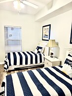 Sea Esta 3 Bedroom Condo by RedAwning