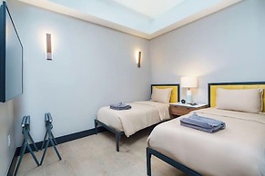 The Berkeley Hotel
