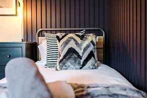 4 Bed Urban Home in Manchester