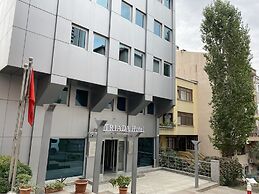Triada Hotel Gayrettepe