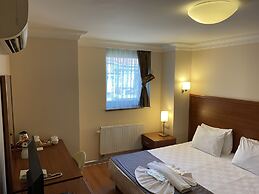 Triada Hotel Gayrettepe