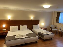 Triada Hotel Gayrettepe
