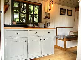 The Crooked Gate - Luxury Romantic Getaway